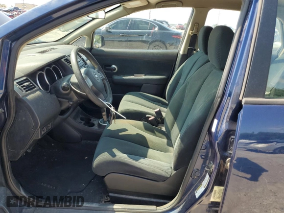 2011 Nissan Versa S with VIN 3N1BC1AP0BL405527, listed as a Copart auction lot 58586695 with 171,380 mi miles and Clean title. Bid and sale history available at DreamBid. Image 7.