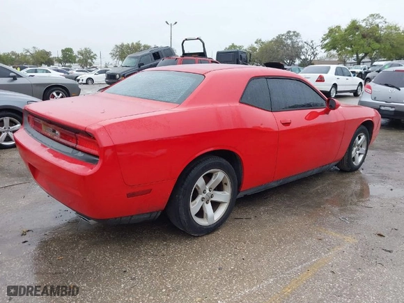 2014 Dodge Challenger SXT with VIN 2C3CDYAG5EH184841, listed as a IAAI auction lot 41759913 with 109,803 mi miles. Bid and sale history available at carsss.com. Image 4.