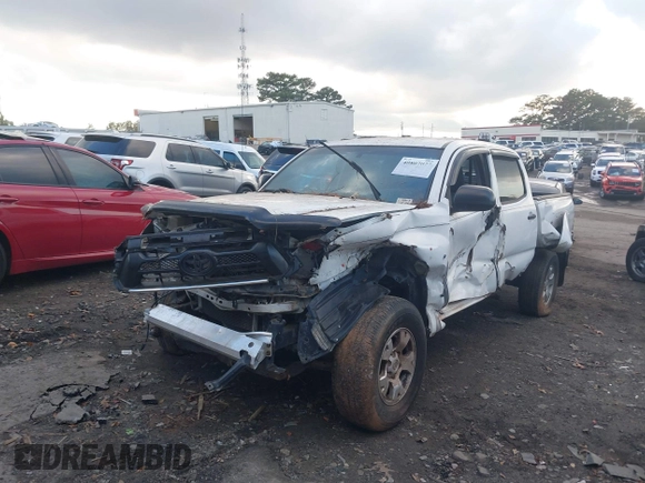 2014 Toyota Tacoma PreRunner with VIN 3TMJU4GN3EM162405, listed as a IAAI auction lot 40807077 with 103,298 mi miles. Bid and sale history available at carsss.com. Image 21.