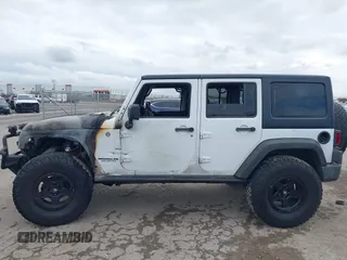 2012 Jeep Wrangler Unlimited Call of Duty MW3 with VIN 1C4BJWFG2CL279645, listed as a IAAI auction lot 41913375 with 1 mi miles. Bid and sale history available at carsss.com. Image 13.