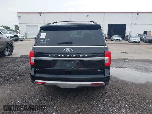 2024 Ford Expedition Max XLT with VIN 1FMJK1J86REA09662, listed as a IAAI auction lot 42434684 with 42,118 mi miles and . Bid and sale history available at DreamBid. Image 16.