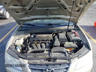 2009 Hyundai Sonata GLS with VIN 5NPET46C19H441111, listed as a IAAI auction lot 42313394 with 154,810 mi miles and . Bid and sale history available at DreamBid. Image 10.