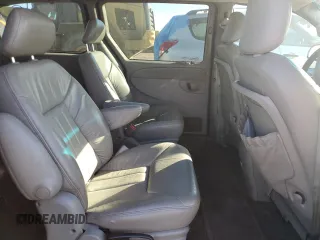 2001 Chrysler Town & Country LXi with VIN 2C4GP54L81R147203, listed as a Copart auction lot 47129065 with 140,036 mi miles and Salvage Title. Bid and sale history available at DreamBid. Image 11.