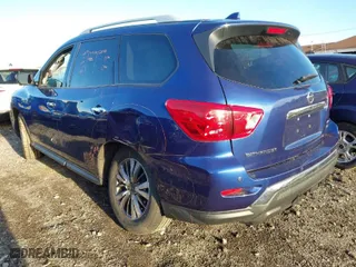 2019 Nissan Pathfinder SV with VIN 5N1DR2MM1KC612656, listed as a IAAI auction lot 40863170 with 64,769 mi miles. Bid and sale history available at carsss.com. Image 3.