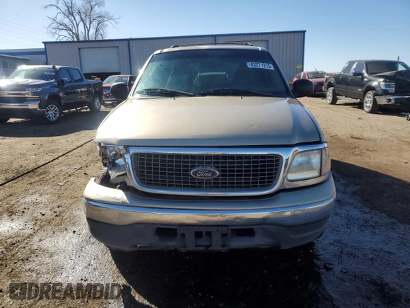 2000 Ford Expedition XLT with VIN 1FMRU15LXYLB33052, listed as a Copart auction lot 43271215 with 199,675 mi miles and Salvage Title. Bid and sale history available at carsss.com. Image 5.