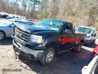 2013 GMC Sierra 2500HD Work Truck with VIN 1GT02ZCG9DZ247493, listed as a IAAI auction lot 41595476 with 1 mi miles. Bid and sale history available at carsss.com. Image 14.