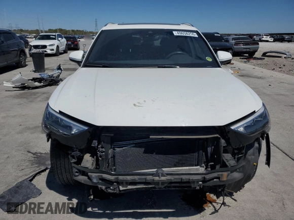2020 Audi Q3 S line Premium with VIN WA1DECF36L1016976, listed as a Copart auction lot 49658255 with 15,404 mi miles and Salvage Title. Bid and sale history available at carsss.com. Image 5.