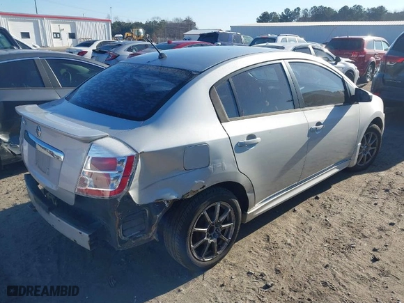 2011 Nissan Sentra 2.0 SR with VIN 3N1AB6AP5BL652277, listed as a IAAI auction lot 41698767 with 202,095 mi miles. Bid and sale history available at carsss.com. Image 4.
