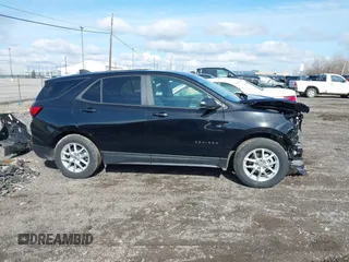 2024 Chevrolet Equinox LS z VIN 3GNAXSEG5RL261018, wystawiony jako IAAI lot #41937730 z przebiegiem 4 636 mil mil oraz . Historia ofert i sprzedaży dostępna na DreamBid. Obrazek 14.