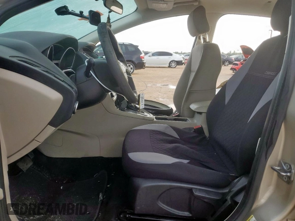 2017 Ford Focus SE with VIN 1FADP3F22HL274842, listed as a Copart auction lot 60970745 with 154,210 mi miles and Salvage title. Bid and sale history available at DreamBid. Image 7.