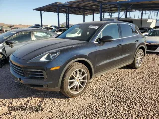 2020 Porsche Cayenne z VIN WP1AA2AY6LDA02168, wystawiony jako Copart lot #45912715 z przebiegiem 39 341 mil mil oraz Szkoda całkowita • Salvage title. Historia ofert i sprzedaży dostępna na DreamBid. Obrazek 1.