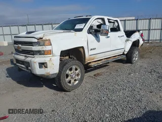 2019 Chevrolet Silverado 2500HD LTZ with VIN 1GC1KTEY7KF262239, listed as a IAAI auction lot 41705007 with 144,157 mi miles. Bid and sale history available at carsss.com. Image 17.