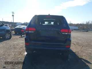 2018 Jeep Grand Cherokee Overland with VIN 1C4RJFCG1JC334098, listed as a IAAI auction lot 41708642 with 50,980 mi miles. Bid and sale history available at carsss.com. Image 16.