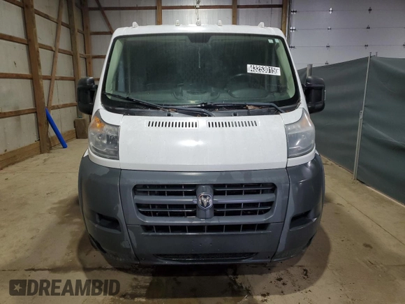 2017 Ram ProMaster Cargo with VIN 3C6TRVAG2HE538804, listed as a Copart auction lot 46555285 with 162,736 mi miles and Clean Title. Bid and sale history available at DreamBid. Image 5.