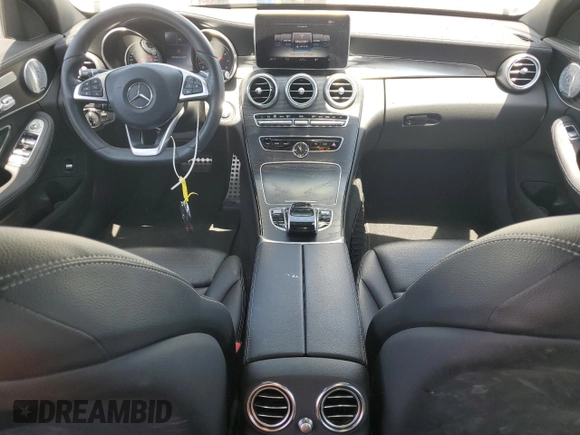 2016 Mercedes-Benz C 300 z VIN 55SWF4JB8GU150979, wystawiony jako Copart lot #64071805 z przebiegiem 37 268 mil mil oraz Szkoda całkowita • Salvage title. Historia ofert i sprzedaży dostępna na DreamBid. Obrazek 8.