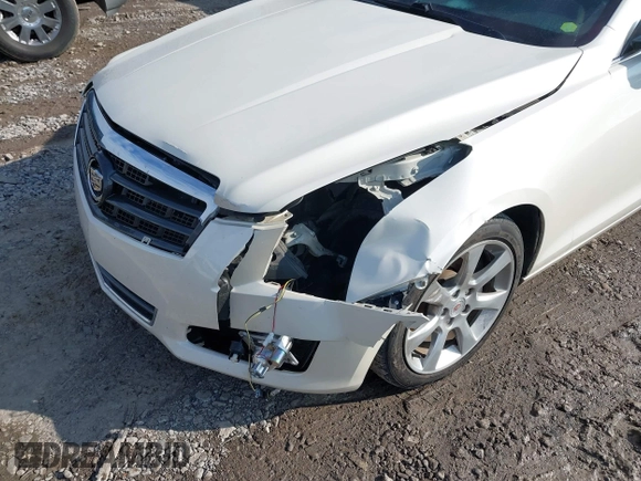 2014 Cadillac ATS Standard RWD with VIN 1G6AA5RX3E0163203, listed as a IAAI auction lot 41294865 with 183,083 mi miles. Bid and sale history available at carsss.com. Image 6.