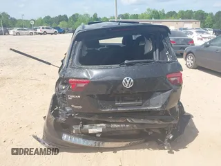 2021 Volkswagen Tiguan SE z VIN 3VV3B7AX5MM027369, wystawiony jako IAAI lot #42082821 z przebiegiem 74 024 mil mil oraz . Historia ofert i sprzedaży dostępna na DreamBid. Obrazek 16.