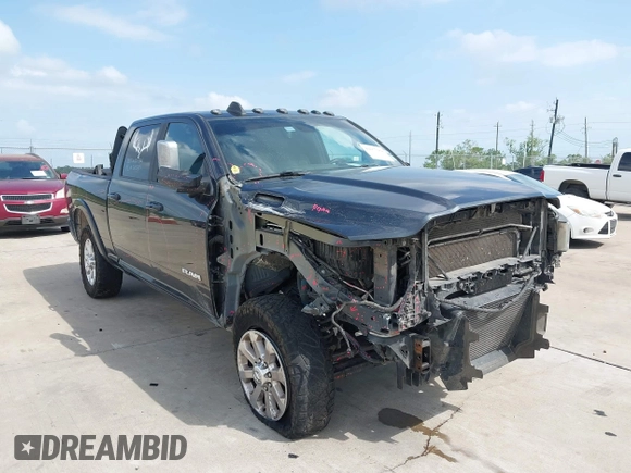 2020 Ram 2500 Laramie with VIN 3C6UR5FL7LG192773, listed as a IAAI auction lot 42067084 with 258,018 mi miles and . Bid and sale history available at DreamBid. Image 1.