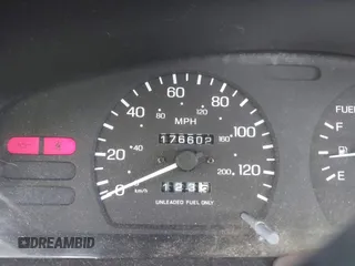 1997 Nissan Sentra XE with VIN 3N1AB41D1VL003221, listed as a IAAI auction lot 42437828 with 176,602 mi miles and . Bid and sale history available at DreamBid. Image 7.