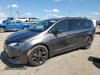 2019 Chrysler Pacifica Touring Plus with VIN 2C4RC1FG0KR732808, listed as a Copart auction lot 62393205 with 62,217 mi miles and Salvage title. Bid and sale history available at DreamBid. Image 1.