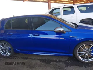 2024 Volkswagen Golf z VIN WVWFB7CD0RW218607, wystawiony jako IAAI lot #41666719 z przebiegiem 5 037 mil mil oraz . Historia ofert i sprzedaży dostępna na DreamBid. Obrazek 13.