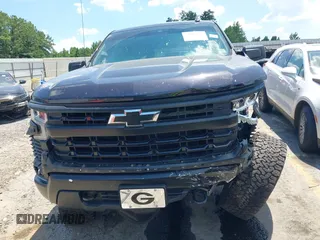 2023 Chevrolet Silverado 1500 LT with VIN 2GCUDDED1P1112779, listed as a IAAI auction lot 39847295 with 13,161 mi miles. Bid and sale history available at carsss.com. Image 12.