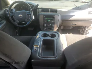 2007 Chevrolet Tahoe LS с VIN 1GNFC13C77J357118, выставлен на аукционе Copart как лот 60043045 с пробегом 111 055 миль миль и Списание • Salvage title. История ставок и продаж доступна на DreamBid. Изображение 8.