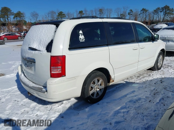 2008 Chrysler Town & Country Touring with VIN 2A8HR54P68R150251, listed as a IAAI auction lot 41351508 with Not provided miles and . Bid and sale history available at DreamBid. Image 4.