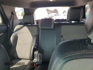 2017 Ford Explorer XLT z VIN 1FM5K7D88HGA84107, wystawiony jako Copart lot #57852825 z przebiegiem 106 997 mil mil oraz Szkoda całkowita • Salvage title. Historia ofert i sprzedaży dostępna na DreamBid. Obrazek 10.