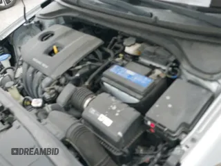 2017 Hyundai Elantra SE с VIN 5NPD74LF4HH144945, выставлен на аукционе IAAI как лот 43435087 с пробегом 65 471 миль миль и . История ставок и продаж доступна на DreamBid. Изображение 18.