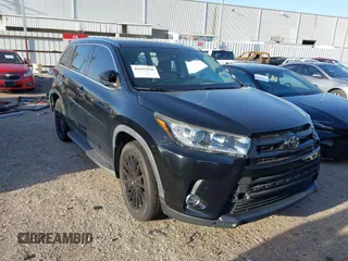 2019 Toyota Highlander Limited z VIN 5TDDZRFH1KS712235, wystawiony jako IAAI lot #41695936 z przebiegiem 70 478 mil mil oraz . Historia ofert i sprzedaży dostępna na DreamBid. Obrazek 1.
