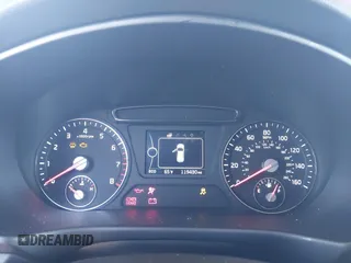 2018 Kia Sorento L z VIN 5XYPG4A39JG339992, wystawiony jako IAAI lot #41862512 z przebiegiem 119 430 mil mil oraz . Historia ofert i sprzedaży dostępna na DreamBid. Obrazek 7.