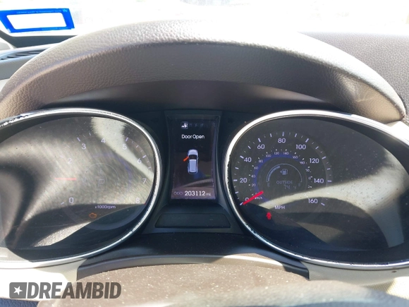 2013 Hyundai Santa Fe Sport z VIN 5XYZU3LA8DG047889, wystawiony jako IAAI lot #42041747 z przebiegiem 203 112 mil mil oraz . Historia ofert i sprzedaży dostępna na DreamBid. Obrazek 7.