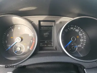 2012 Volkswagen Golf w/Sunroof & Navi z VIN WVWRF7AJ4CW313656, wystawiony jako Copart lot #79659554 z przebiegiem 125 728 mil mil oraz Czysty tytuł • Clean title. Historia ofert i sprzedaży dostępna na DreamBid. Obrazek 9.