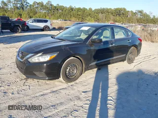 2017 Nissan Altima SV with VIN 1N4AL3AP0HC251769, listed as a IAAI auction lot 41352246 with 121,954 mi miles and . Bid and sale history available at carsss.com. Image 18.