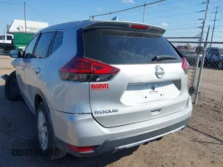 2018 Nissan Rogue S with VIN 5N1AT2MT1JC830557, listed as a IAAI auction lot 41470848 with 87,778 mi miles. Bid and sale history available at carsss.com. Image 3.