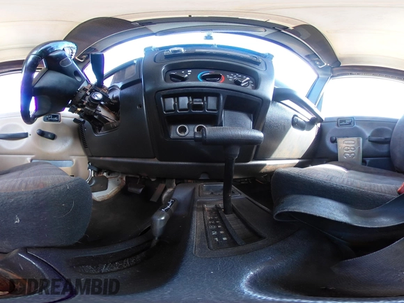 2004 Jeep Wrangler X z VIN 1J4FA39S04P747828, wystawiony jako IAAI lot #41484240 z przebiegiem Nie podano mil oraz . Historia ofert i sprzedaży dostępna na DreamBid. Obrazek 19.