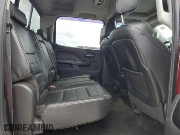 2015 GMC Sierra 2500HD Denali z VIN 1GT120E88FF102231, wystawiony jako Copart lot #54654565 z przebiegiem 305 654 mil mil oraz Czysty tytuł • Clean title. Historia ofert i sprzedaży dostępna na DreamBid. Obrazek 10.