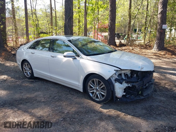 2016 Lincoln MKZ with VIN 3LN6L2J92GR610837, listed as a IAAI auction lot 41939522 with 86,635 mi miles. Bid and sale history available at carsss.com. Image 1.