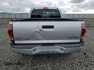 2005 Toyota Tacoma PreRunner with VIN 5TETU62NX5Z030725, listed as a Copart auction lot 56920335 with 262,379 mi miles and Salvage title. Bid and sale history available at DreamBid. Image 6.