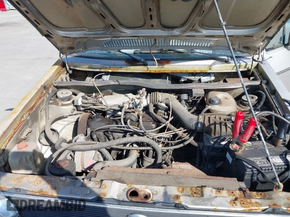1985 Volkswagen Golf с VIN WVWCA0158FK023995, выставлен на аукционе IAAI как лот 42141623 с пробегом 101 111 миль миль и . История ставок и продаж доступна на DreamBid. Изображение 10.