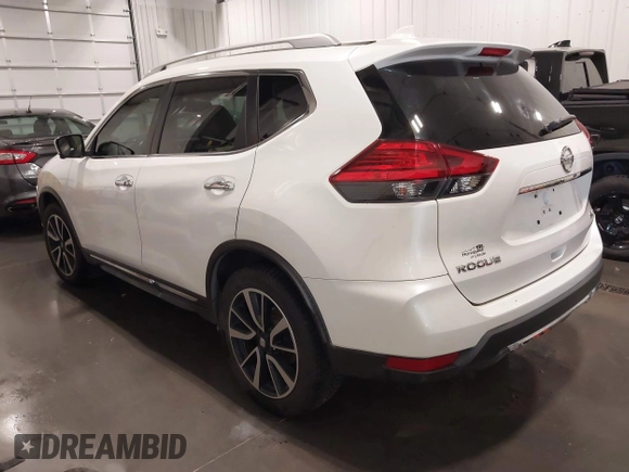2017 Nissan Rogue SL z VIN JN8AT2MV8HW256848, wystawiony jako IAAI lot #42271691 z przebiegiem 103 597 mil mil oraz . Historia ofert i sprzedaży dostępna na DreamBid. Obrazek 3.