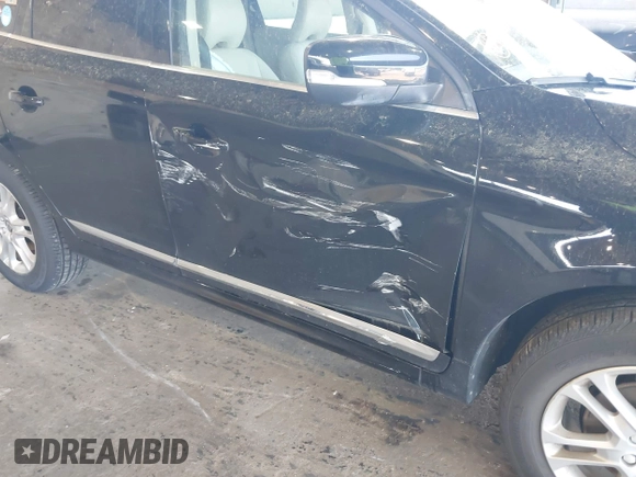 2016 Volvo XC60 T5 Premier с VIN YV4612RK7G2828503, выставлен на аукционе IAAI как лот 42176880 с пробегом 64 324 миль миль и . История ставок и продаж доступна на DreamBid. Изображение 6.