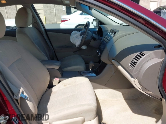 2012 Nissan Altima S z VIN 1N4AL2AP2CN501519, wystawiony jako IAAI lot #42425005 z przebiegiem 152 352 mil mil oraz . Historia ofert i sprzedaży dostępna na DreamBid. Obrazek 5.