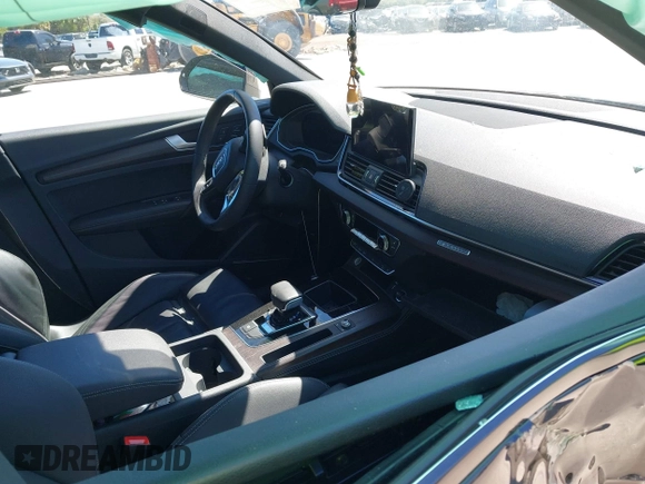 2023 Audi Q5 Sportback S line Premium Plus with VIN WA15AAFY3P2033220, listed as a IAAI auction lot 41740920 with 80,418 mi miles and . Bid and sale history available at DreamBid. Image 5.