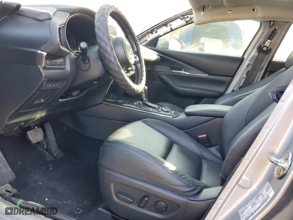 2021 Mazda CX-30 Preferred with VIN 3MVDMACL1MM315831, listed as a Copart auction lot 87604745 with 0 mi miles and Salvage Title. Bid and sale history available at carsss.com. Image 7.