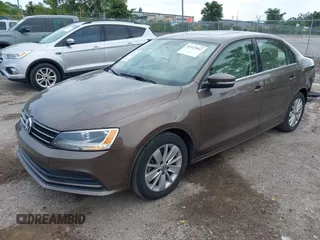 2015 Volkswagen Jetta SE with VIN 3VWD07AJXFM289988, listed as a IAAI auction lot 42322842 with 131,998 mi miles and . Bid and sale history available at DreamBid. Image 18.