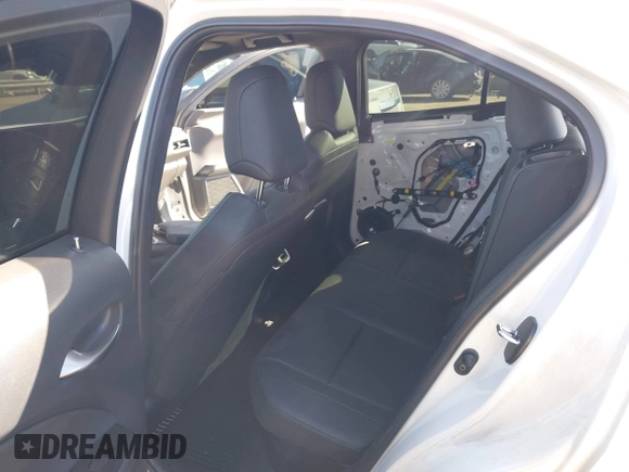2021 Lexus UX 250h с VIN JTHP9JBH9M2051101, выставлен на аукционе IAAI как лот 41422925 с пробегом 75 262 миль миль и . История ставок и продаж доступна на DreamBid. Изображение 8.