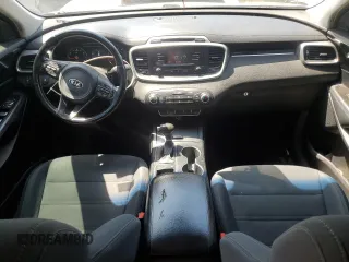 2016 Kia Sorento LX with VIN 5XYPG4A38GG159007, listed as a Copart auction lot 56145925 with 158,952 mi miles and Clean Title. Bid and sale history available at DreamBid. Image 8.
