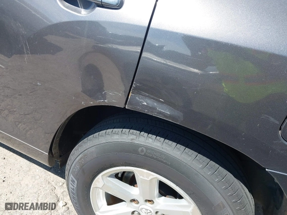 2008 Toyota Highlander with VIN JTEDS41A782051887, listed as a IAAI auction lot 41855008 with 127,015 mi miles. Bid and sale history available at carsss.com. Image 6.